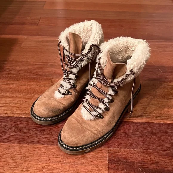 Forever 21 • Tan Faux Suede Faux Sherpa Trim - Picture 2 of 6